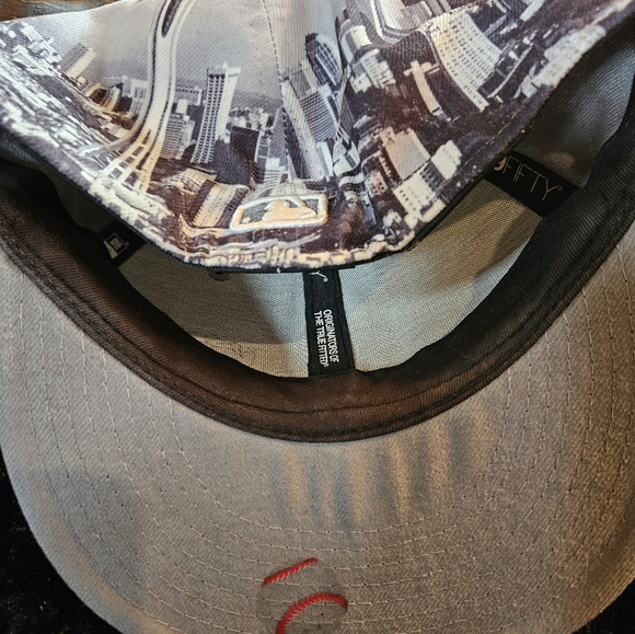 🧢 HOT!! Seattle Mariners Hat Duo: Stylish Fan Essentials - Picture 8 of 10